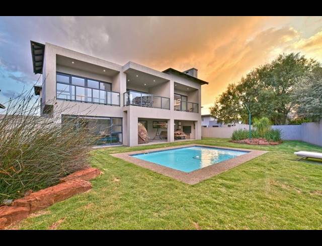 4 BEDROOM HOUSE FOR SALE IN EYE OF AFRICA